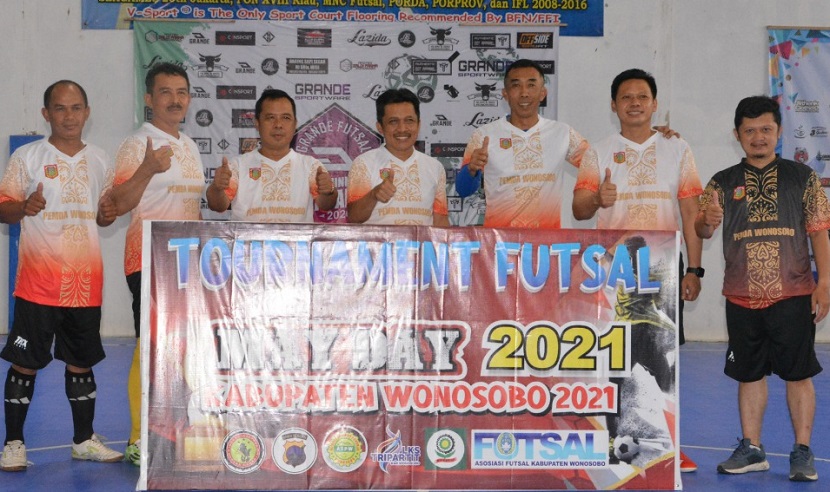 futsal peringati hari may day