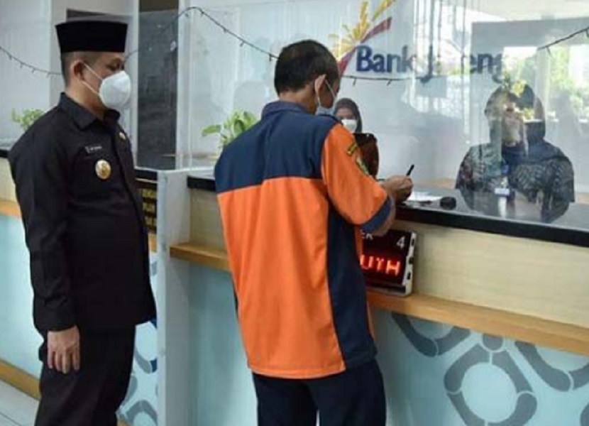 bantuan sopir angkot