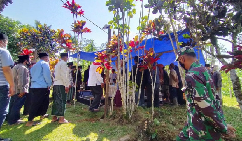 pemakaman jenazah covid-min