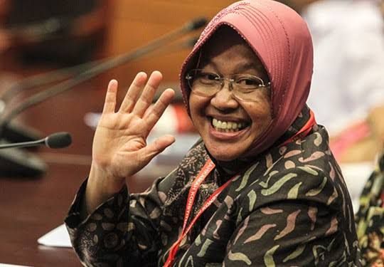 17 I Perempuan