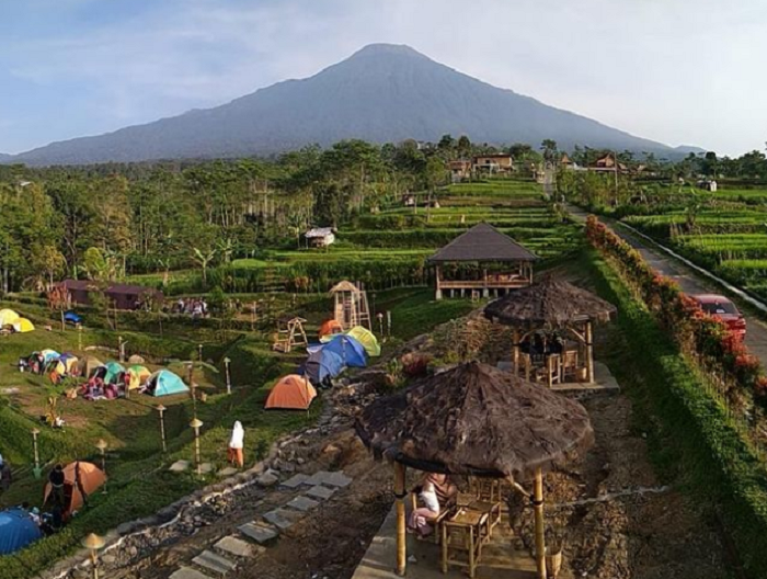 20 I Desa Wisata