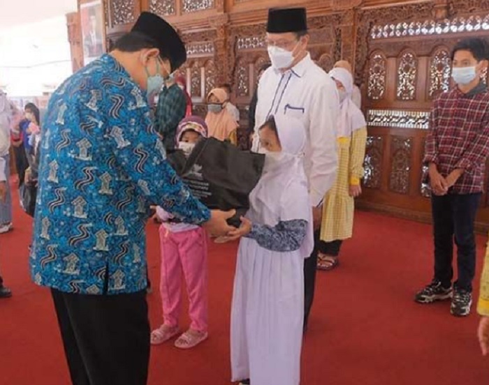 23i Beasiswa yatim piatu