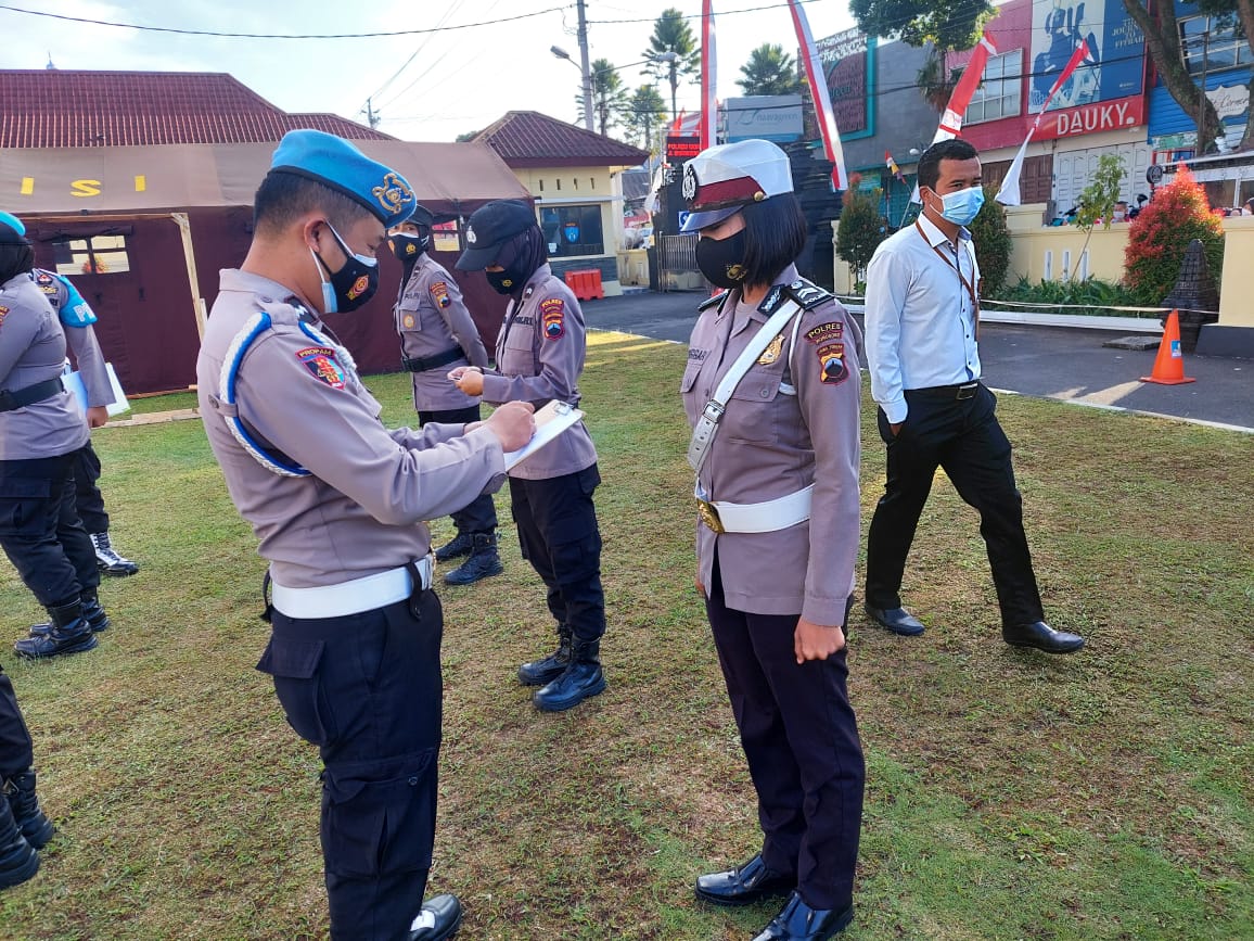 Polwan01