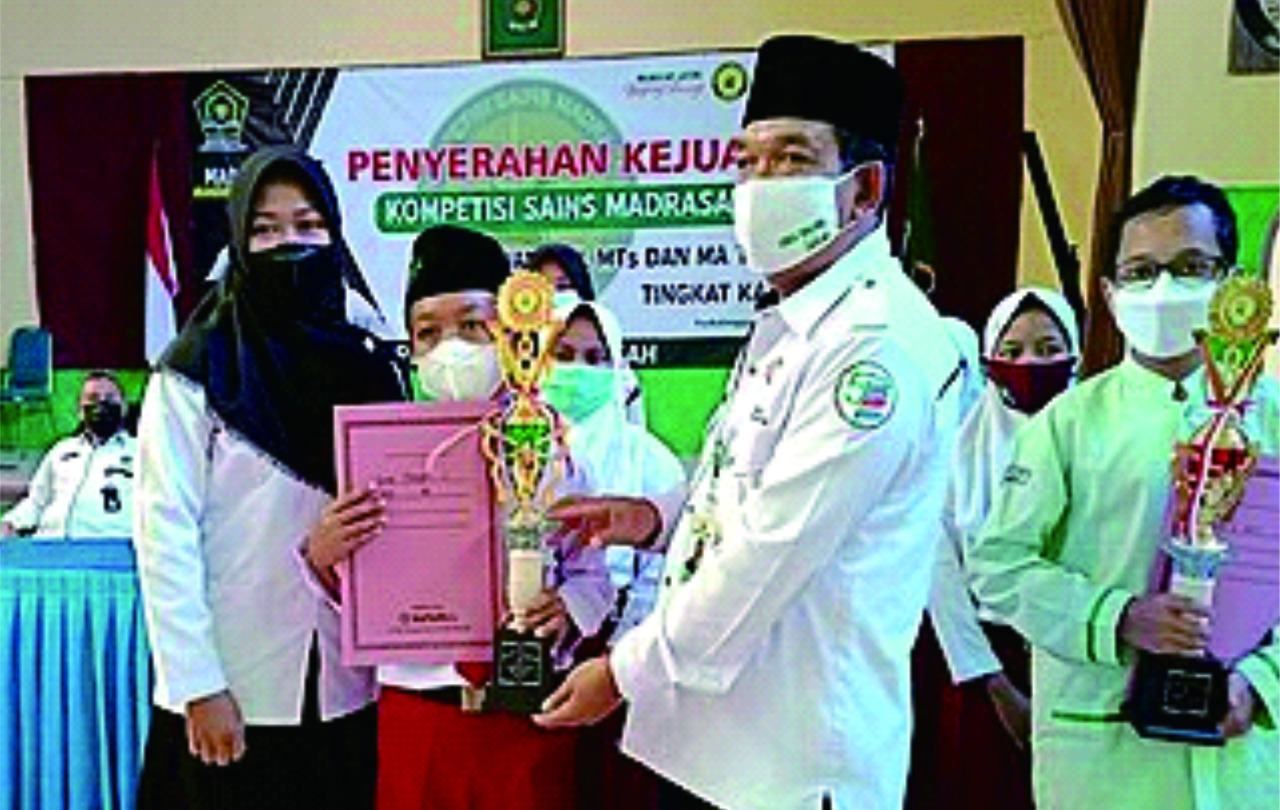 Raih Juara I 15