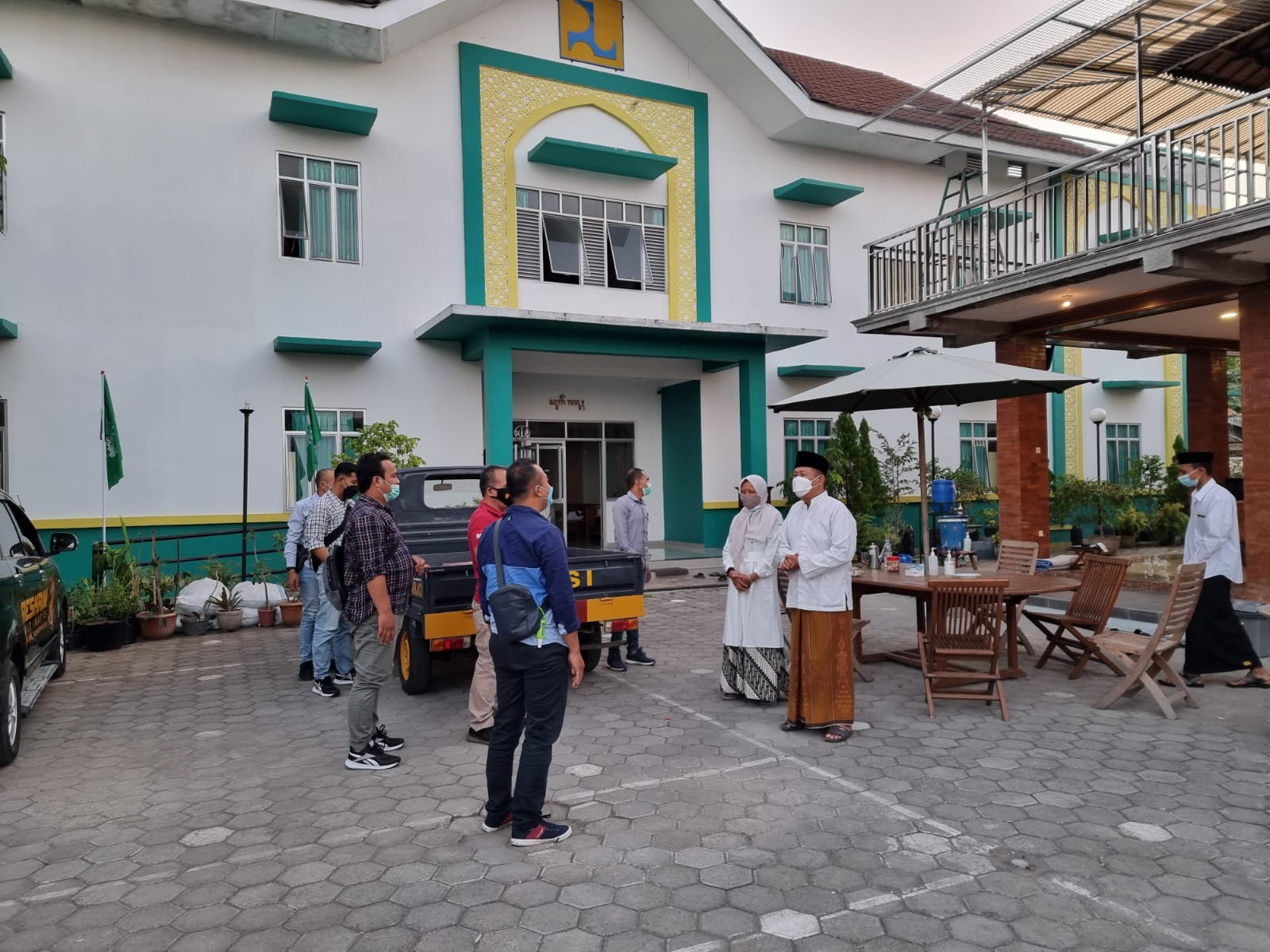 9j bakti sosial