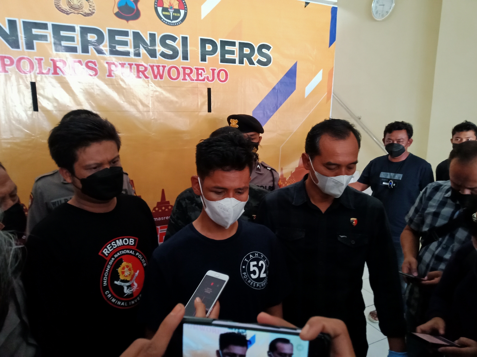 14kpembunuh pwr fid
