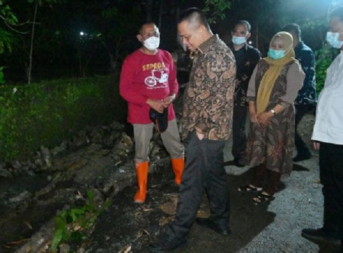 30kmeninjau