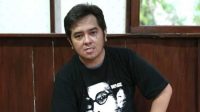 15 jam dikepung polisi ini kronologi bechi tersangka pencabulan santri menyerahkan diri Xv8uc8BKXa