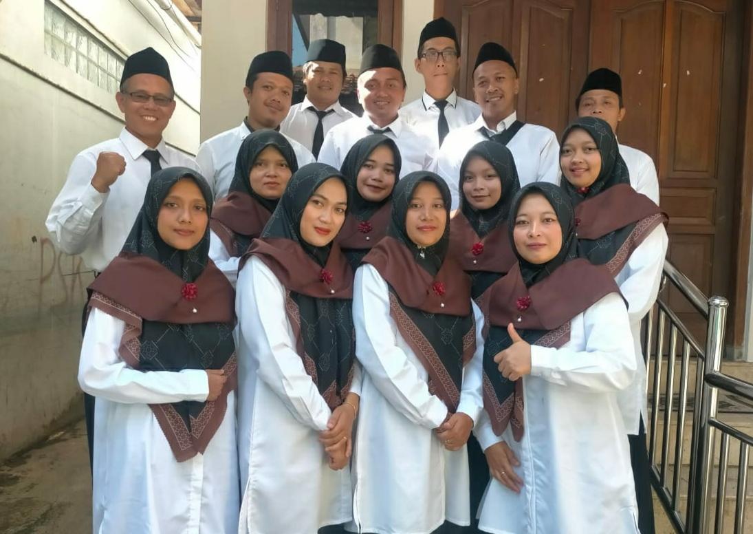 <strong>Tim Padus Karangreja -</strong><strong>Karangjambu Ikuti Lomba Paduan Suara, Mereka Wakili PPAI Karangjambu</strong> 1 IMG 20221220 174954