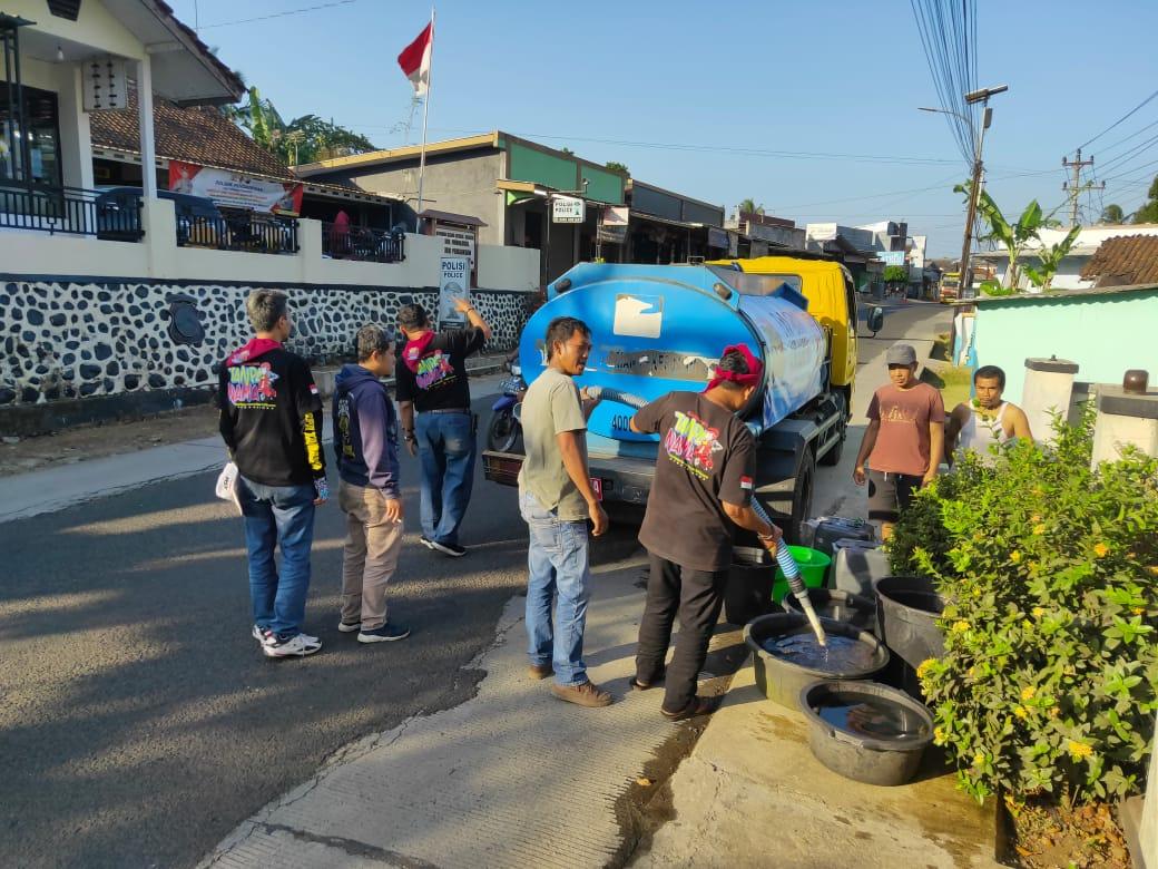 Komunitas Vespa Tanpa Nama