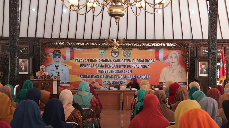 Cegah Kecanduan Gadget Yayasan