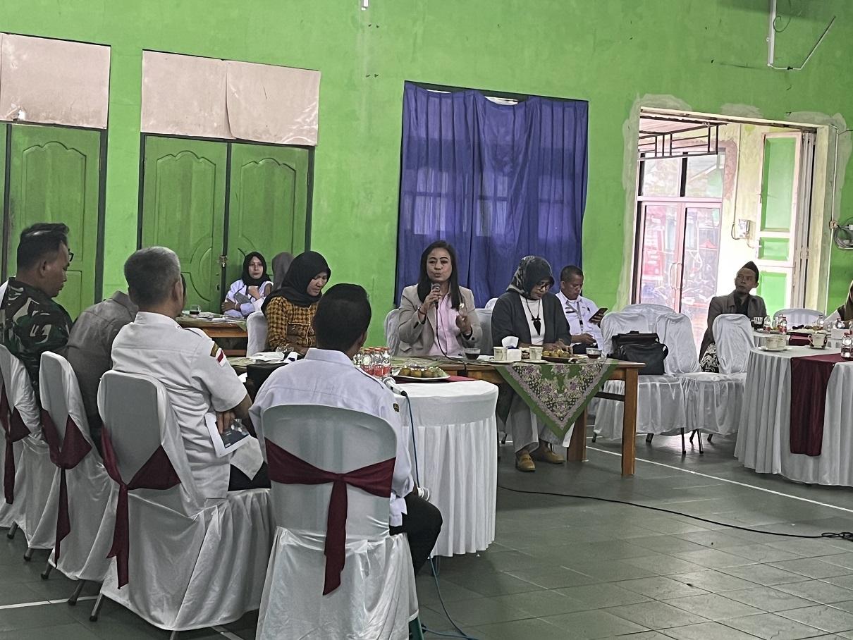 Komisioner Komisi Informasi Pusat RI Rospita Vici Paulyn