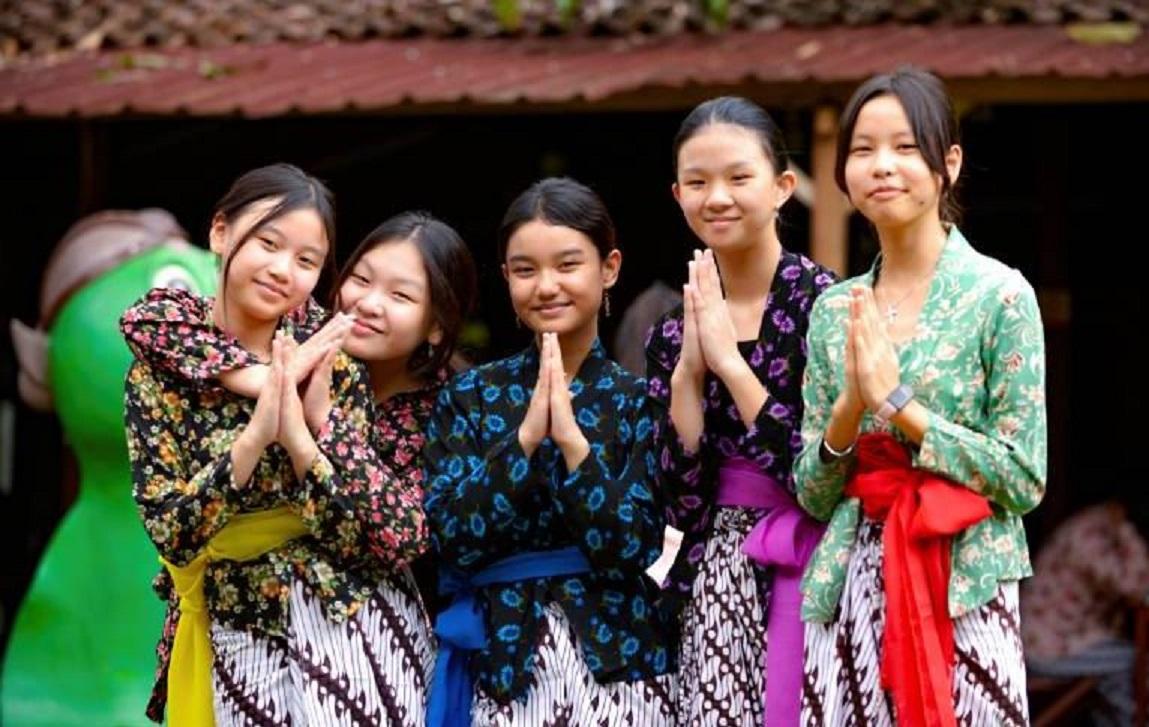 Wisata Omah Kecebong Hadirkan Nuansa Desa