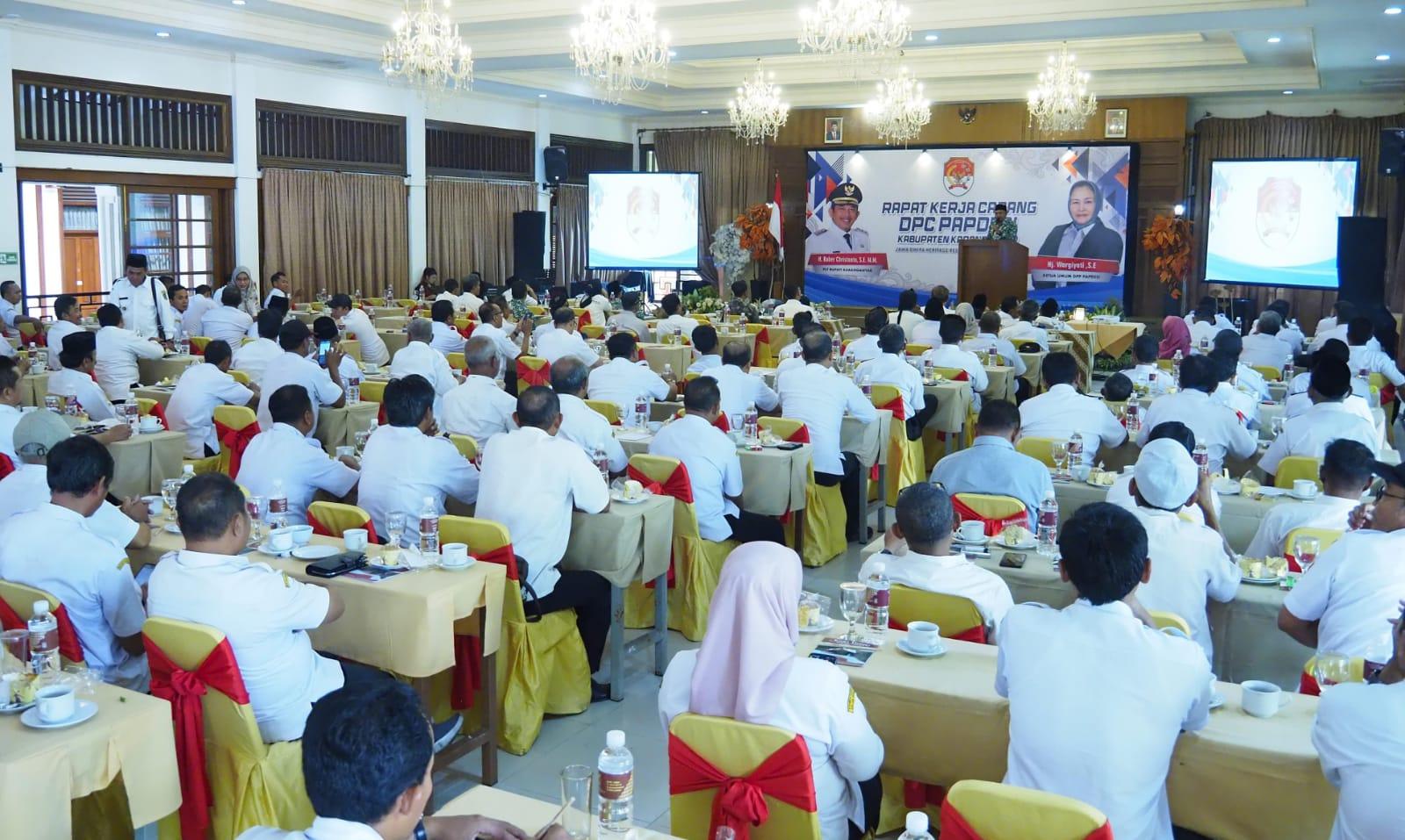 Sebanyak 156 Kepala Desa Rakercab DPC Papdesi Karanganyar