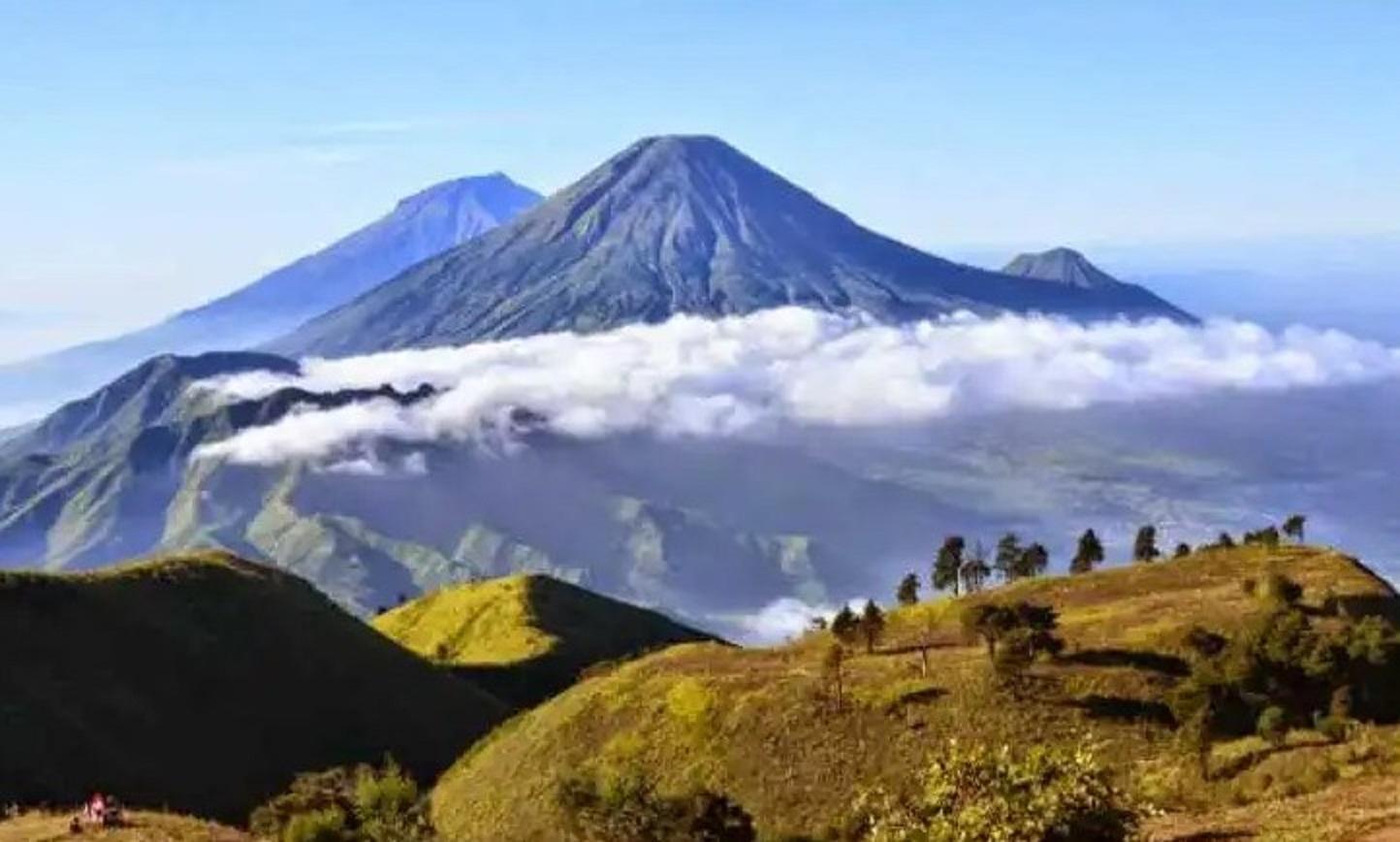 mitos gunung prau