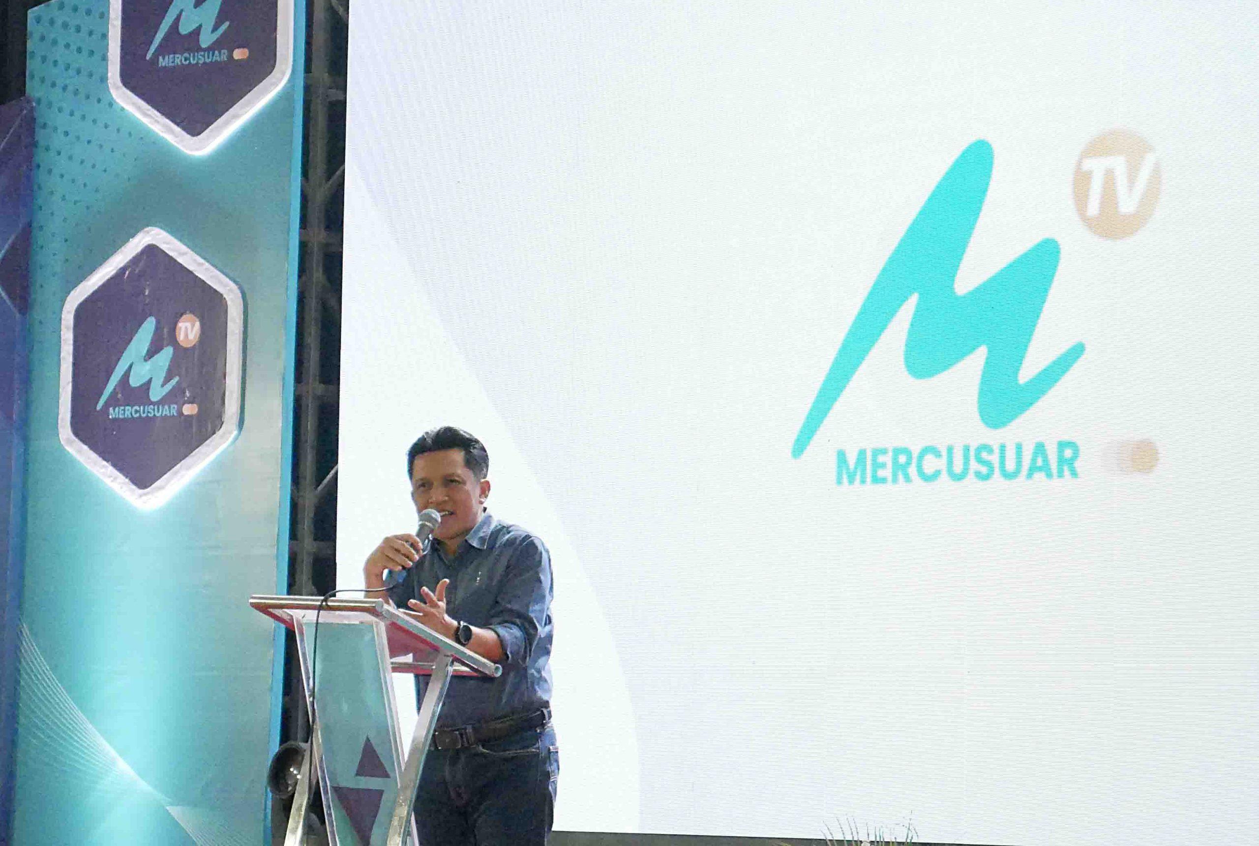 Afif Nurhidayat Bupati Wonosobo memberi sambutan pada acara launching Mercusuar Tv.