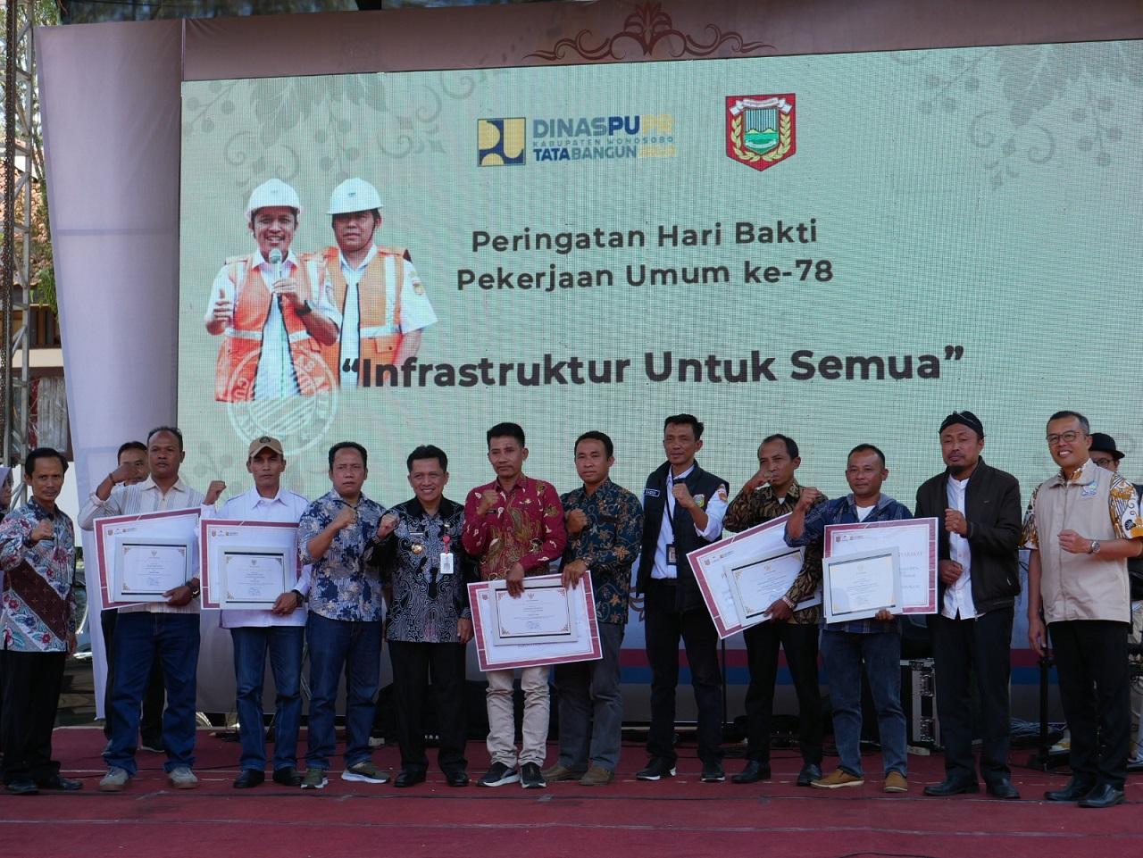 Foto Bersama dalam rangka Peringatan Hari Bakti Pekerjaan Umum diKabupaten Wonosobo