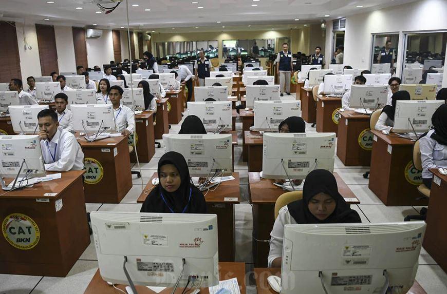 Pemerintah Siap Bayar THR dan Gaji ke-13 Bagi ASN serta Pensiunan, Total Mencapai Rp99,5 Triliun
