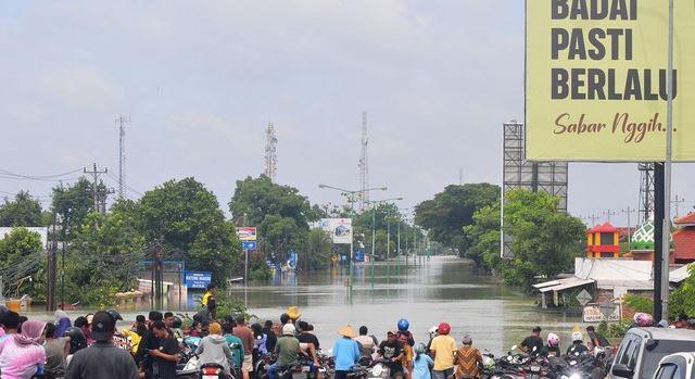 Fakta-fakta Banjir Demak-Kudus: Jalur Pantura Lumpuh, Hingga Ribuan Warga Mengungsi