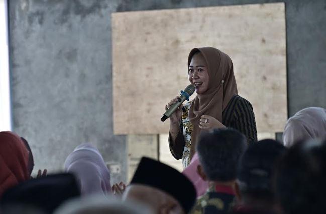 Masa Jabatan Kades Jadi 8 Tahun, Bupati Tiwi : Semoga Pembangunan di Desa Lebih Baik