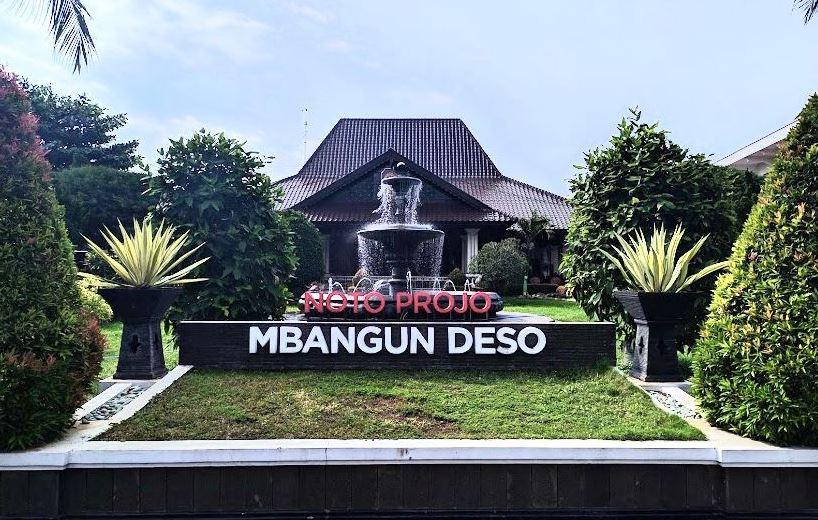 Bangunan yang terletak di taman halaman Kantor Bupati Pati.