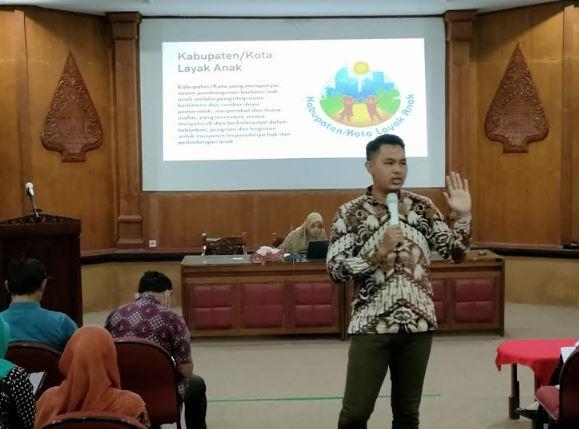 Gelar Sosialisasi Bedah Instrumen dan Evaluasi KLA: Purbalingga Siap Capai Predikat Nindya Kabupaten Layak Anak 2024