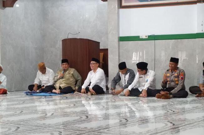 Ashar Keliling di Padamara, Wabup Sudono Prioritaskan Pemasangan Lampu Penerang Jalan Umum