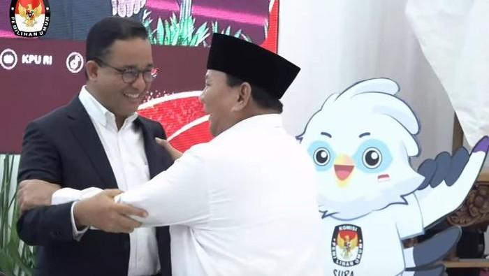 Momen Prabowo bersama Anies