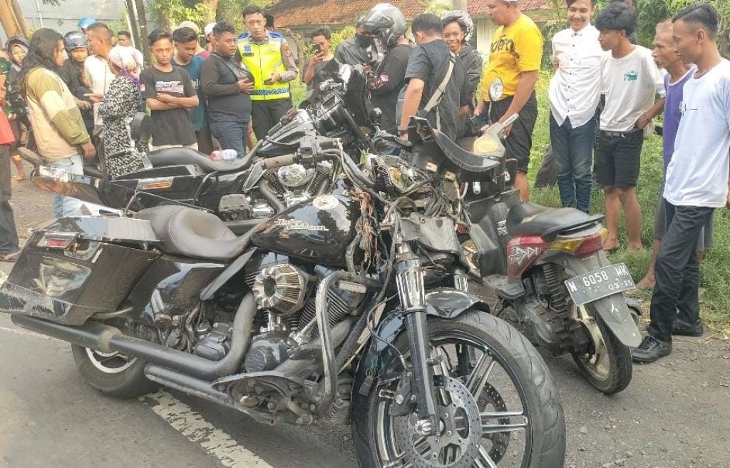 kecelakaan harley davidson di probolinggo