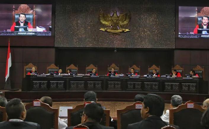 MK Gelar Rapat 'Rahasia' dengan 8 Hakim Jelang Putusan Sidang Sengketa Pilpres 2024