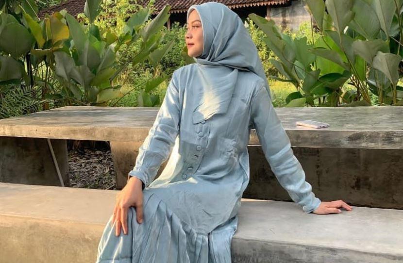 Gamis Shimmer Jadi Tren Lebaran 2024?