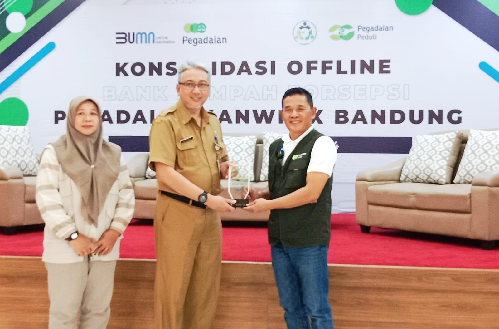 Kepala Kanwil Pegadaian wilayah X Jawa Barat Maryono