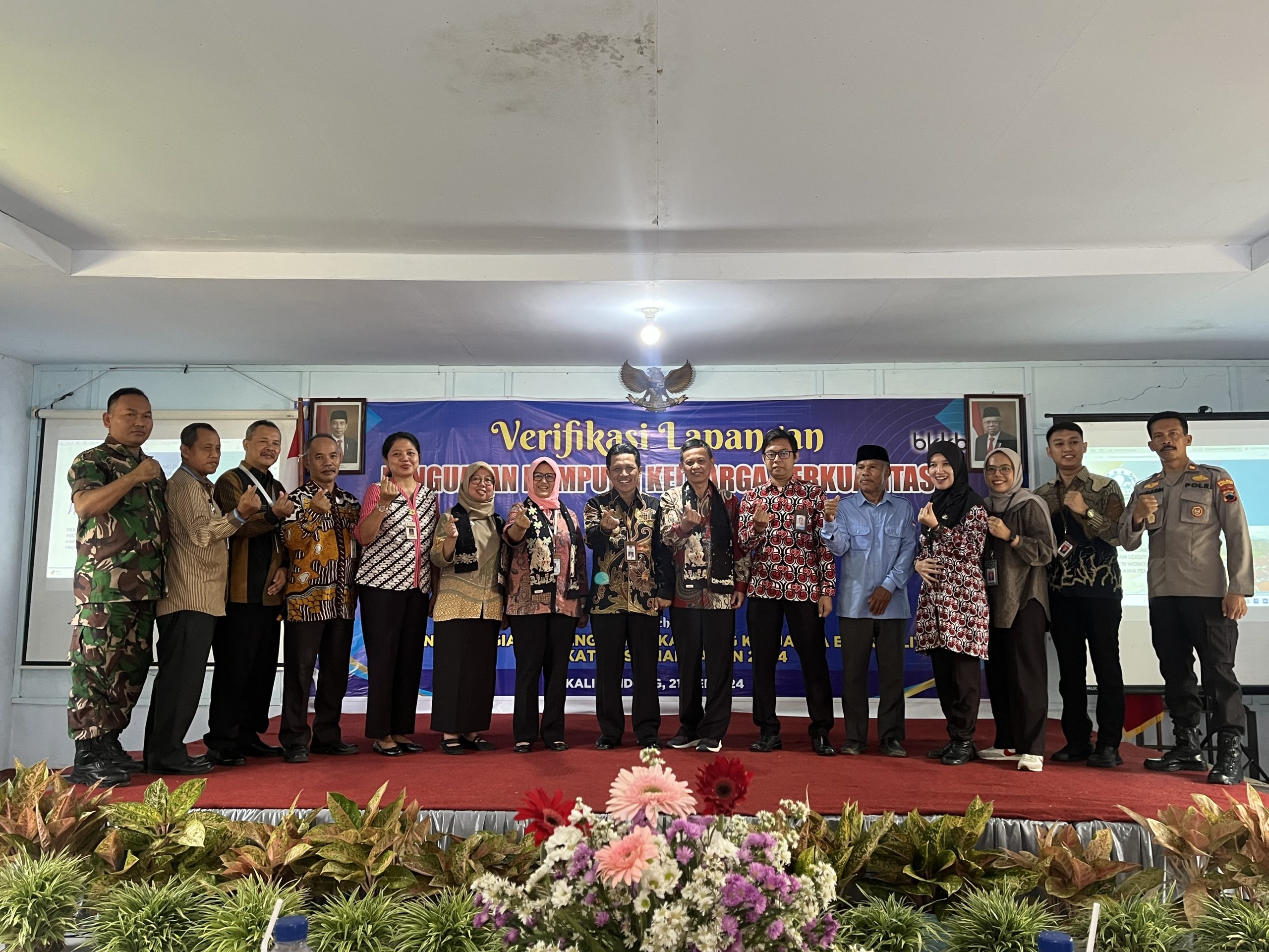 Pemerintah Kabupaten Wonosobo menerima kunjungan Tim Penilai Verifikasi Lapangan Penguatan Kampung Keluarga Berkulaitas (KB) Tingkat Nasional di Desa Kalimendong, Leksono, Selasa (21/4/2024).