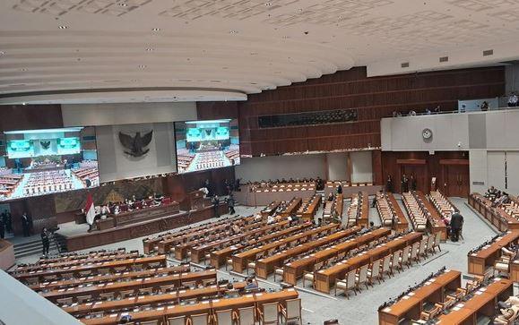 Wakil Ketua Badan Legislasi (Baleg) DPR RI Achmad Baidowi alias Awiek membantah kabar penyelundupan pasal dalam Undang-Undang Nomor 3 Tahun 2024 tentang Desa (UU Desa)