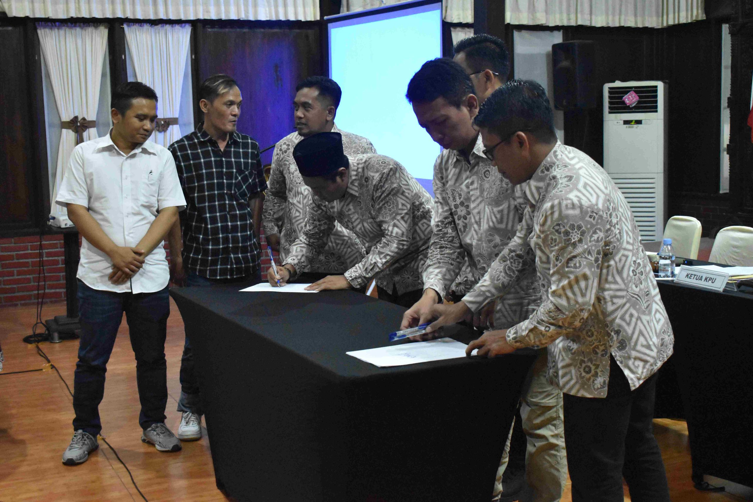 Sah, KPU Purbalingga Umumkan Perolehan Kursi Dan Calon Anggota DPRD01