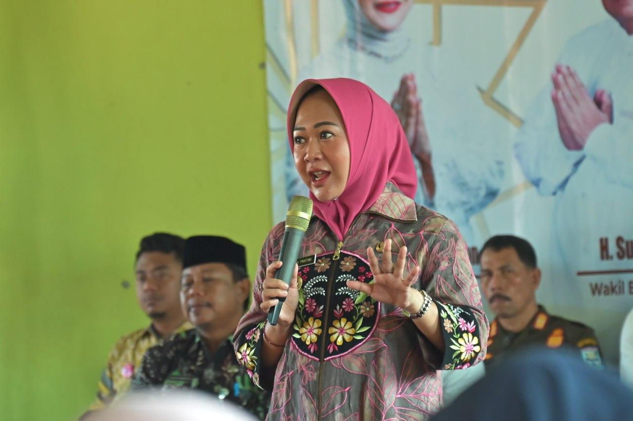 Bupati Purbalingga Dyah Hayuning Pratiwi mengingatkan pentingnya alokasi anggaran Ketahanan Pangan dari Dana Desa (DD). Ia berpesan agar anggaran tersebut bisa berdampak pada peningkatan produktivitas pertanian. 