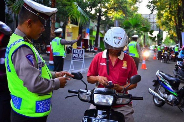 Operasi Patuh Jaya 2024 digelar di wilayah hukum Polda Metro Jaya mulai hari ini, Senin (15/7/2024).