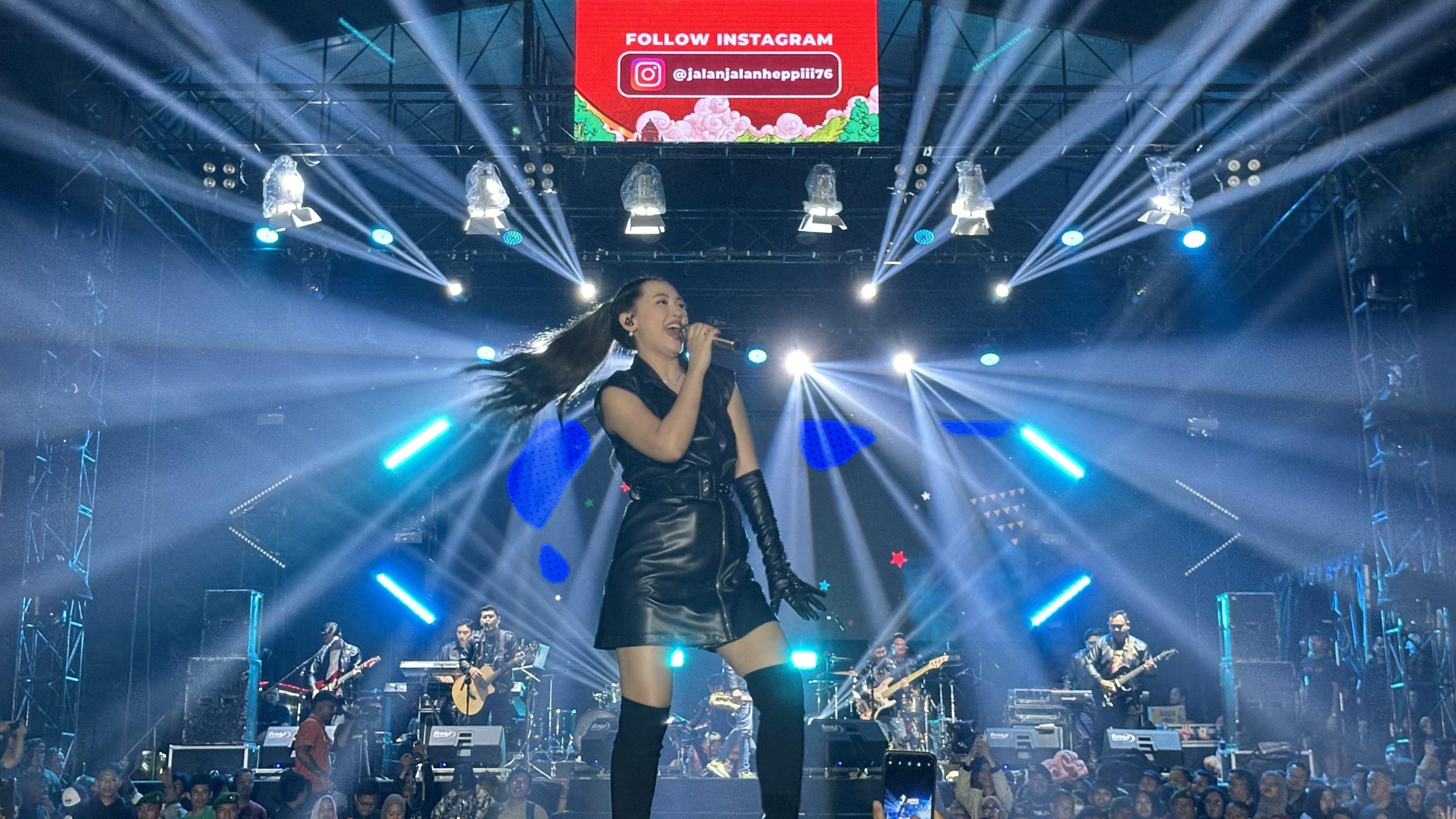 Konser Happy Asmara di Wonosobo.