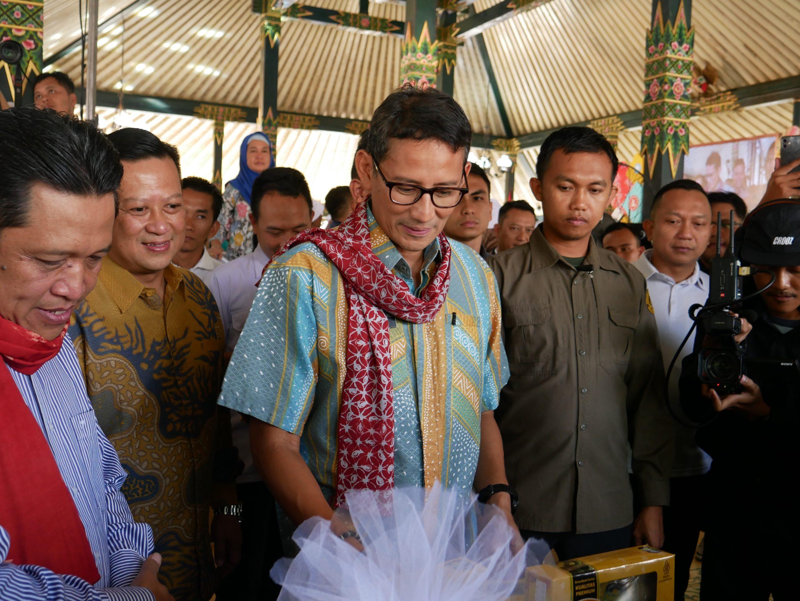 Sandiaga Uno