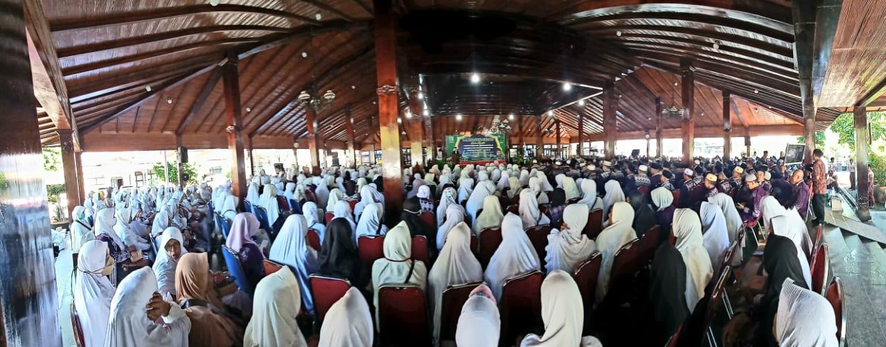 Ratusan Jama’ah Haji Kabupaten Banjarnegara Tahun 1445 H