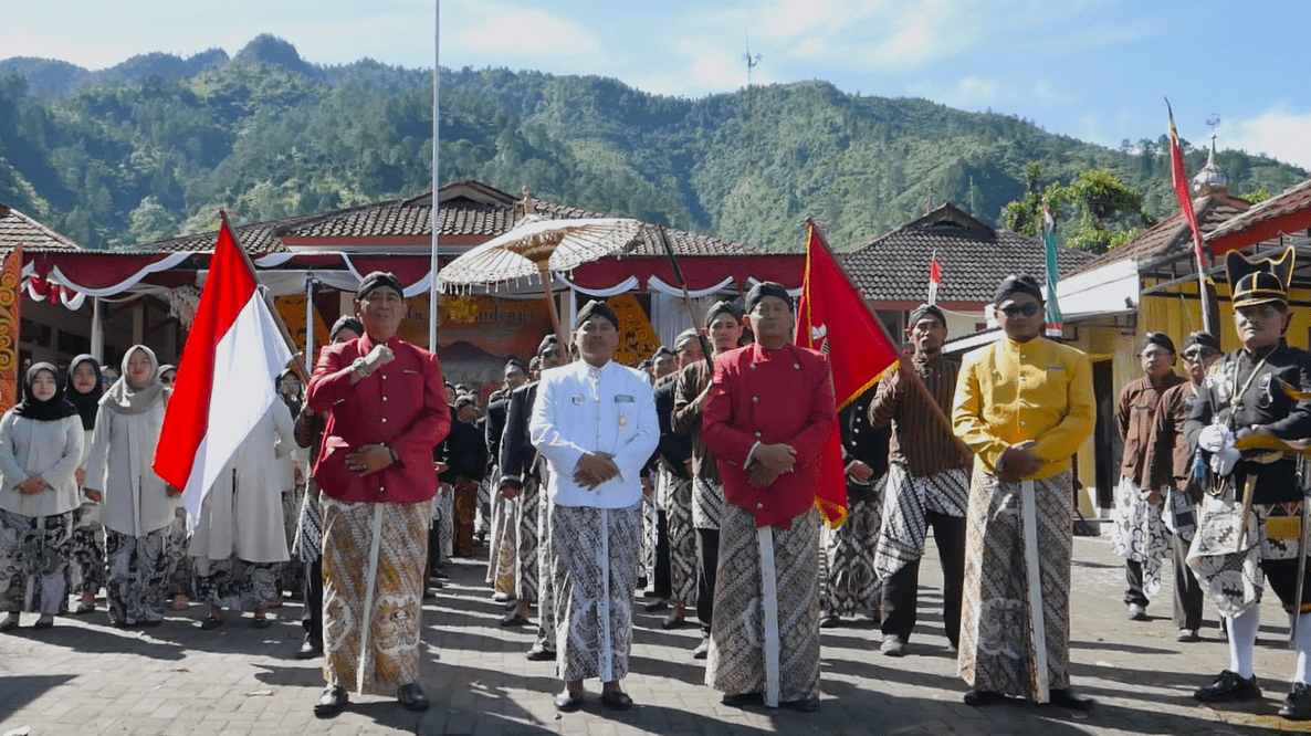Para Peserta Kirab Panji dan Gelar Budaya Sambut Hari Jadi Wonosobo ke-199 di Kejajar