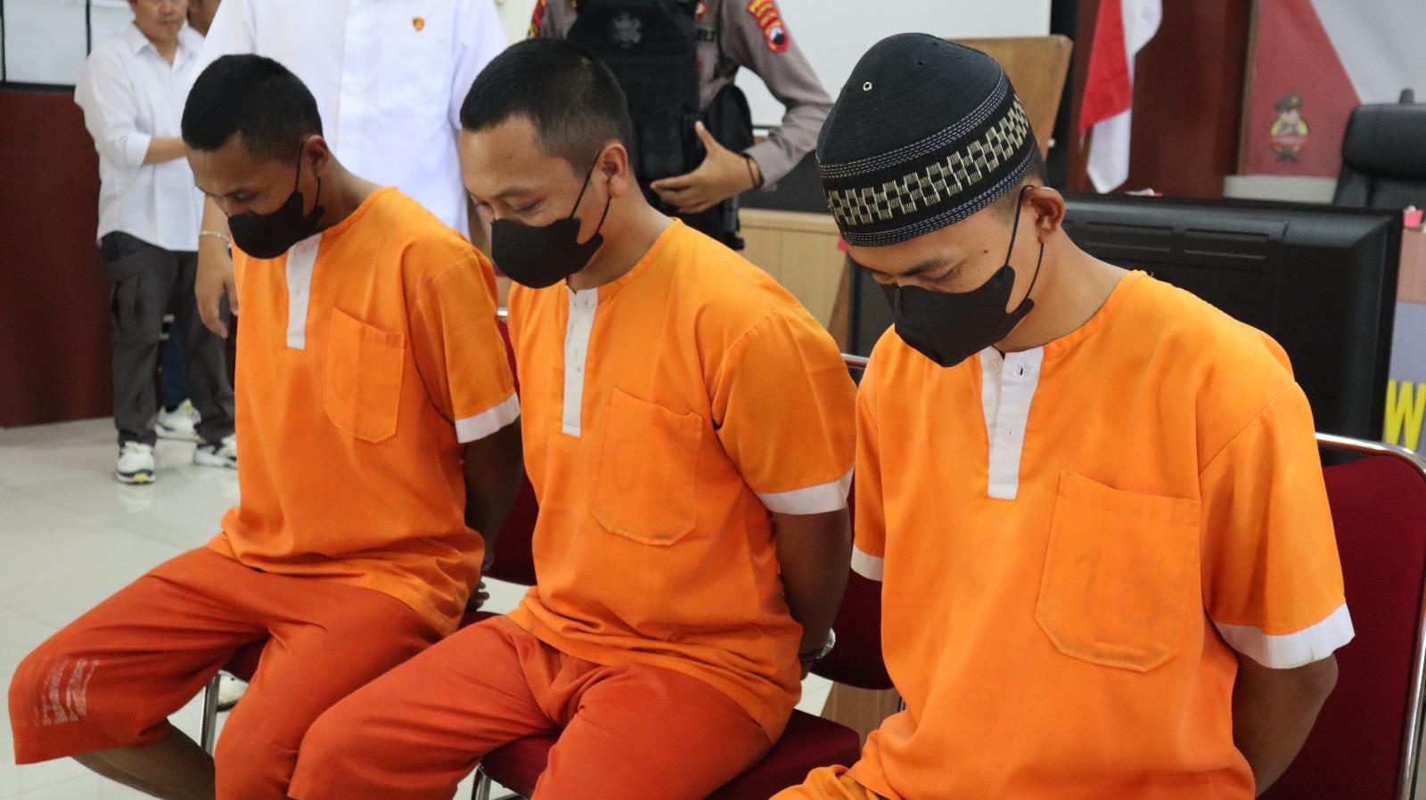 Tiga Pelaku Judi Kartu Remi