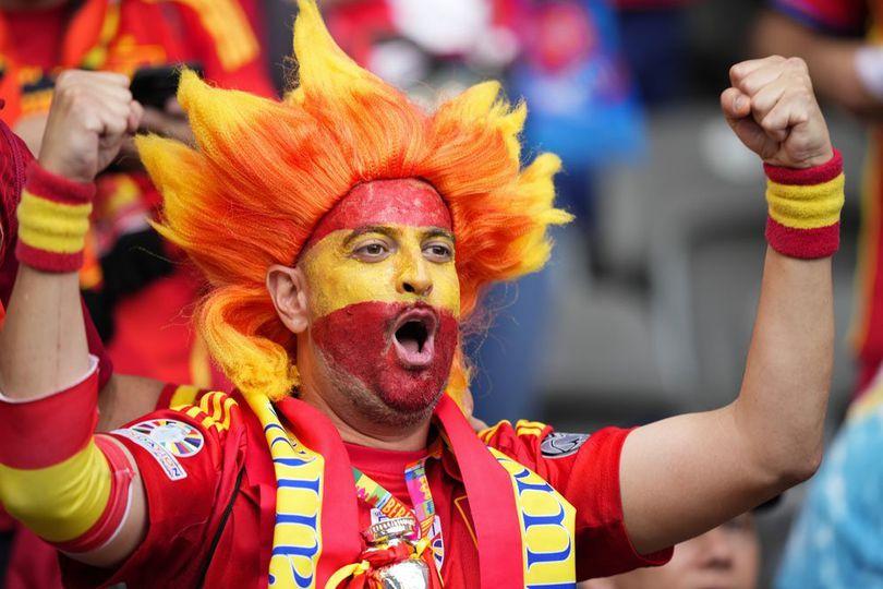 Fans Timnas Spanyol di Euro 2024 (c) AP Photo/Ebrahim Noroozi