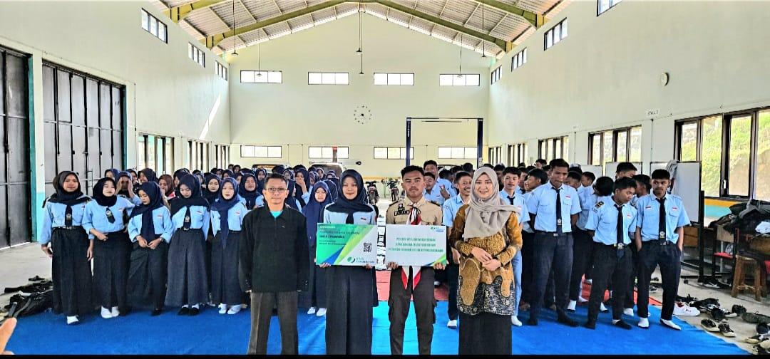 BPJamsostek memberikan perlindungan kepada Peserta Praktek Kerja Lapangan (PKL) Tahun 2024 SMK 1 Pejawaran Kabupaten Banjarnegara
