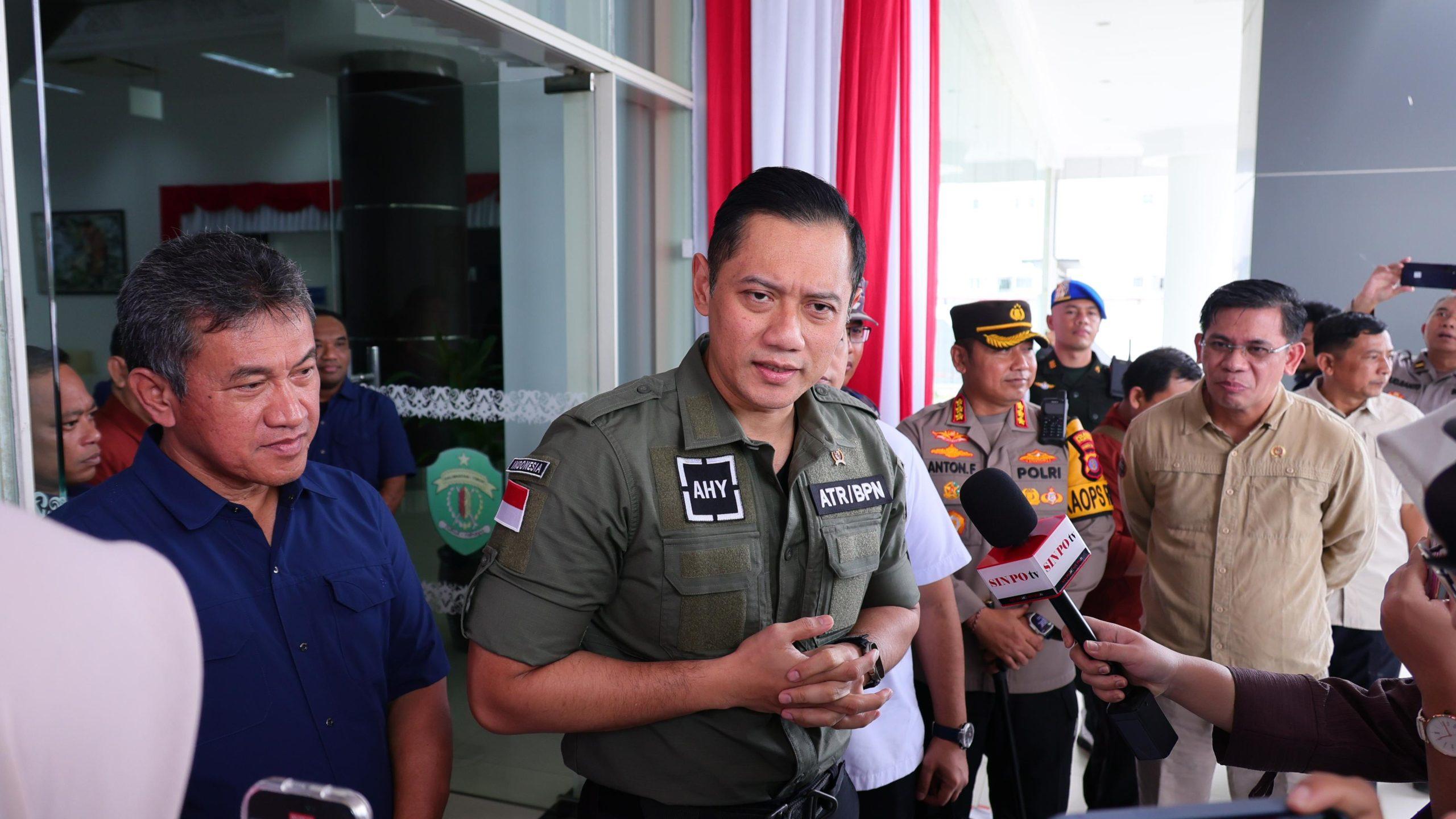 Menteri Agraria dan Tata RuangKepala Badan Pertanahan Nasional (ATRBPN), Agus Harimurti Yudhoyono (AHY) tiba di Kota Balikpapan, Provinsi Kalimantan Timur, Minggu 11 Agustus 2024