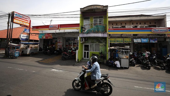 alfamart dan indomaret