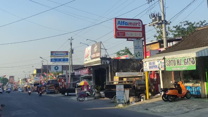 lahan parkir pasar karanggede boyolali