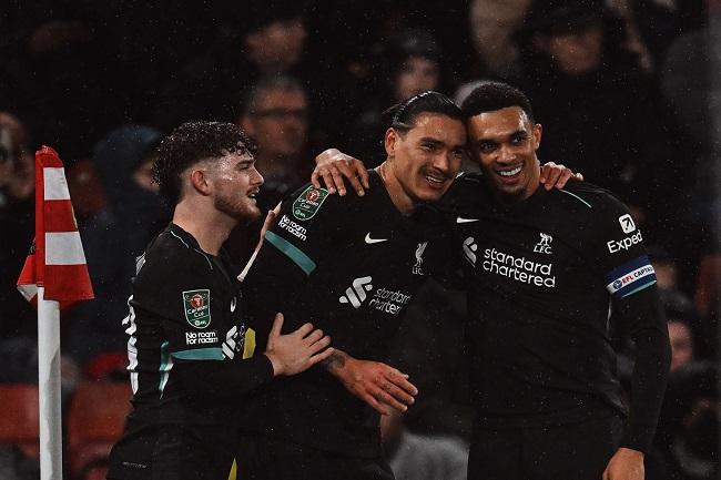 Para pemain Liverpool berselebrasi usai mencetak gol ke gawang Southampton di ajang Carabao Cup alias Piala Liga. (Twitter/@LFC)