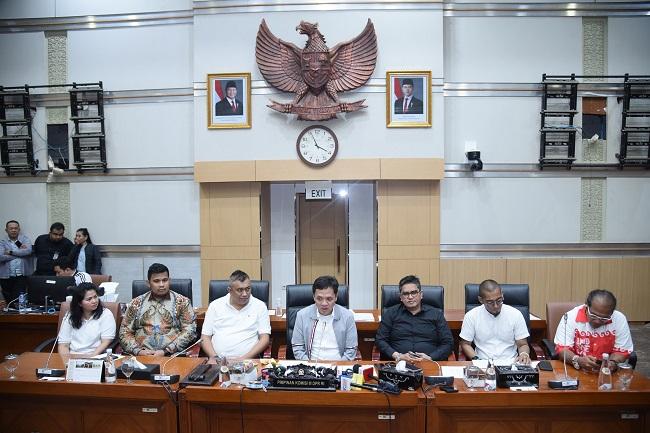 Ketua Komisi III DPR RI Habiburokhman (tengah) saat memimpin rapat. (Dok.DPR RI)