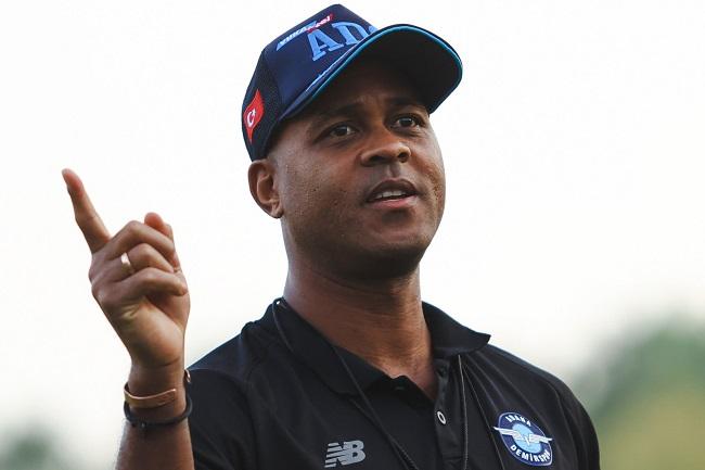 Patrick Kluivert resmi dipilih PSSI Sebagai Pelatih Timnas Indonesia. (Twitter/@FabrizioRomano)